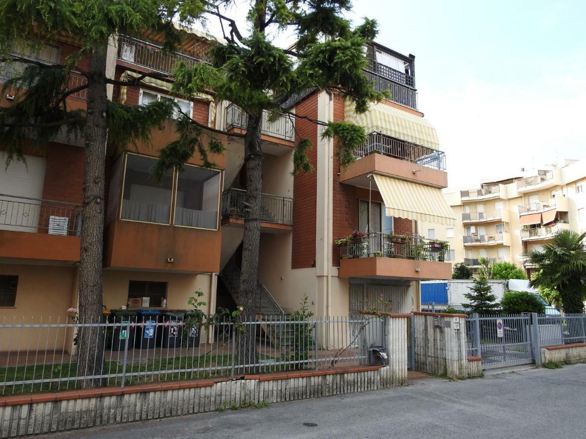 شقة Casa Garbein ريميني المظهر الخارجي الصورة